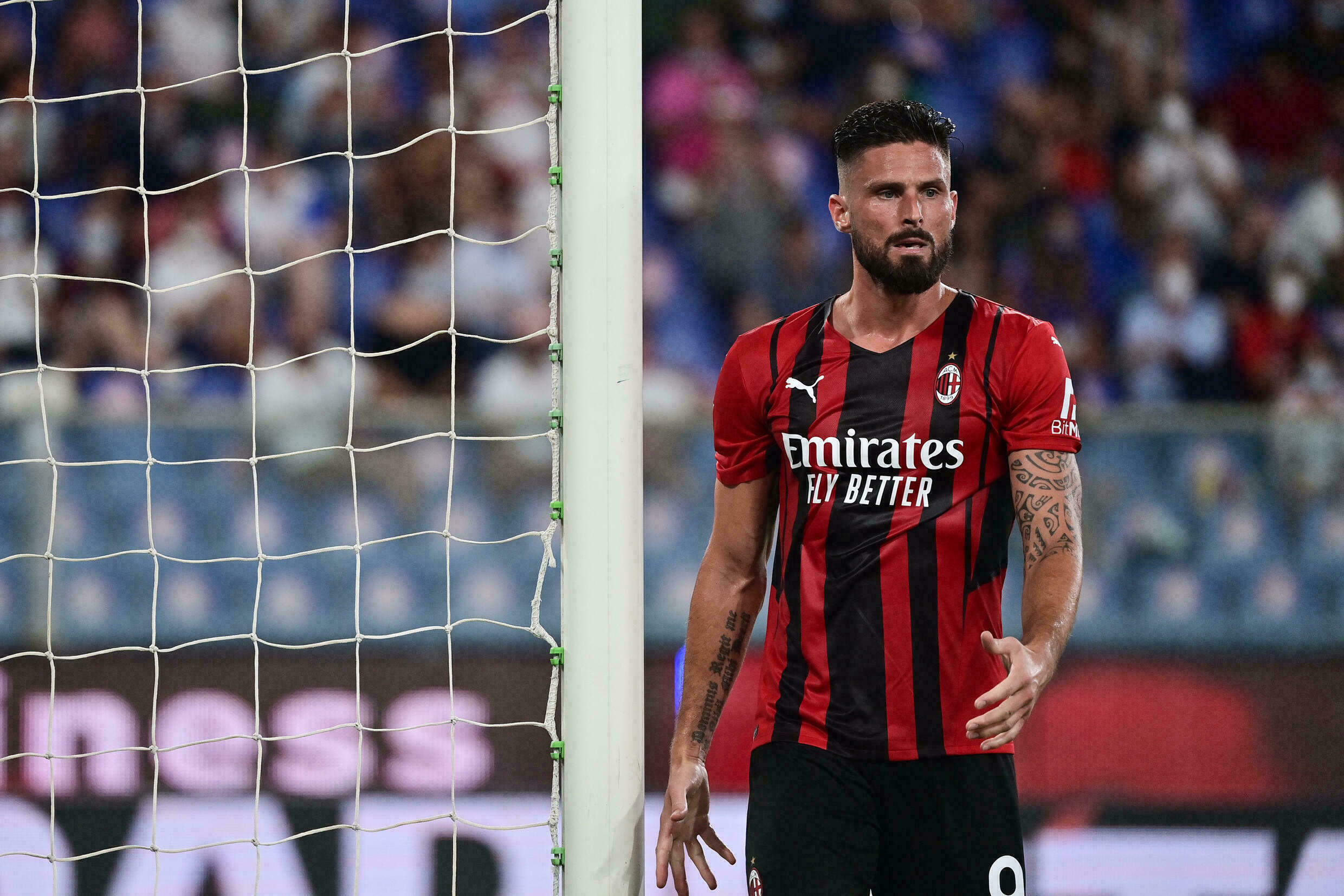 AC Milan nhận tin dữ khi Giroud dương tính với COVID- 19
