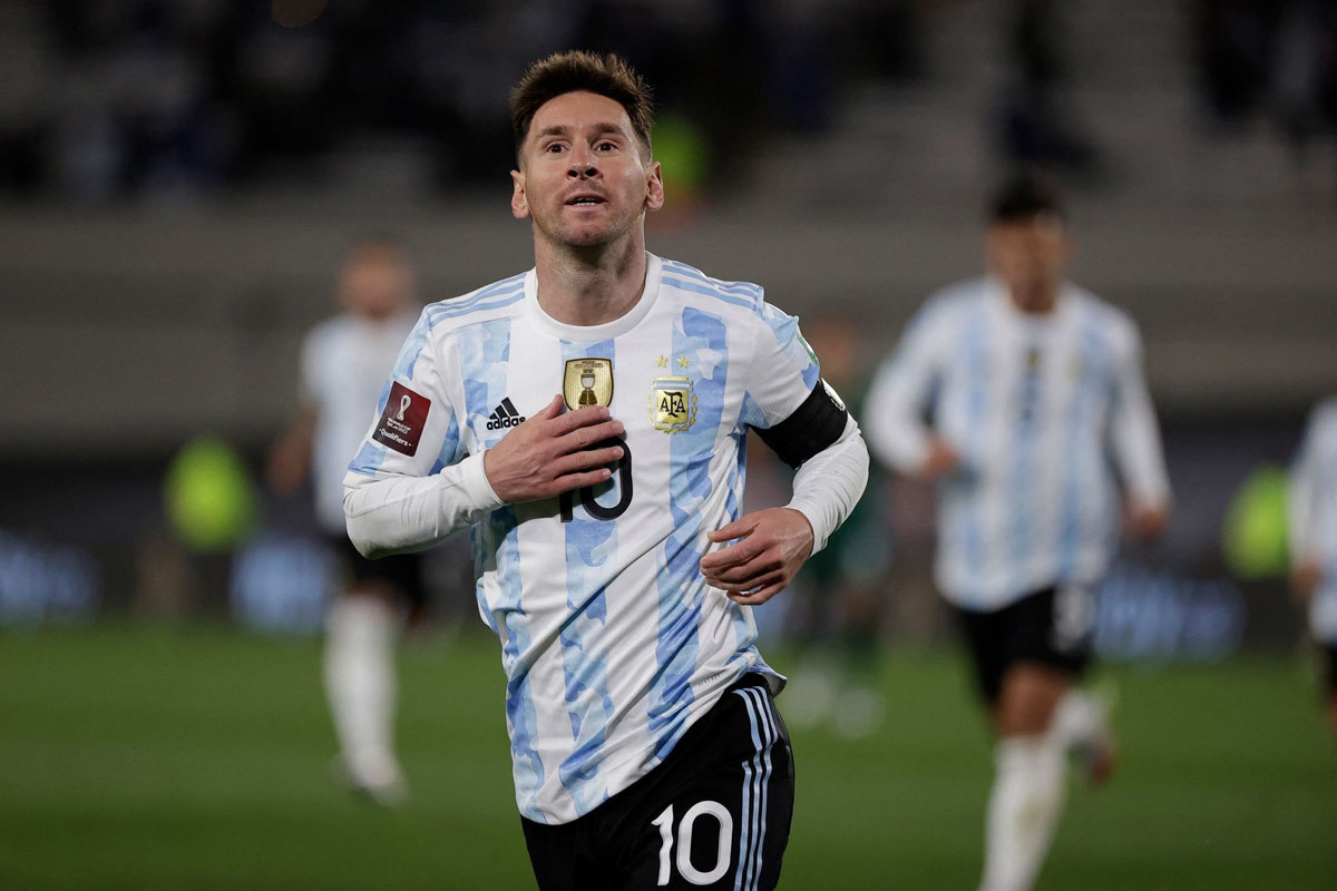Messi lập hat-trick trong trận gặp Bolivia